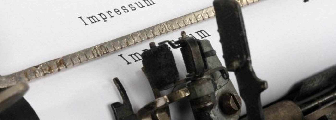 Symbolbild Impressum mit Schreibmaschine © pitels - Fotolia.com